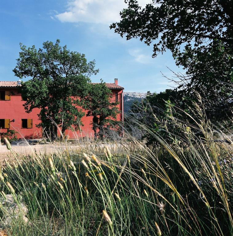 Maison Rouge Plan d'Aups Buitenkant foto