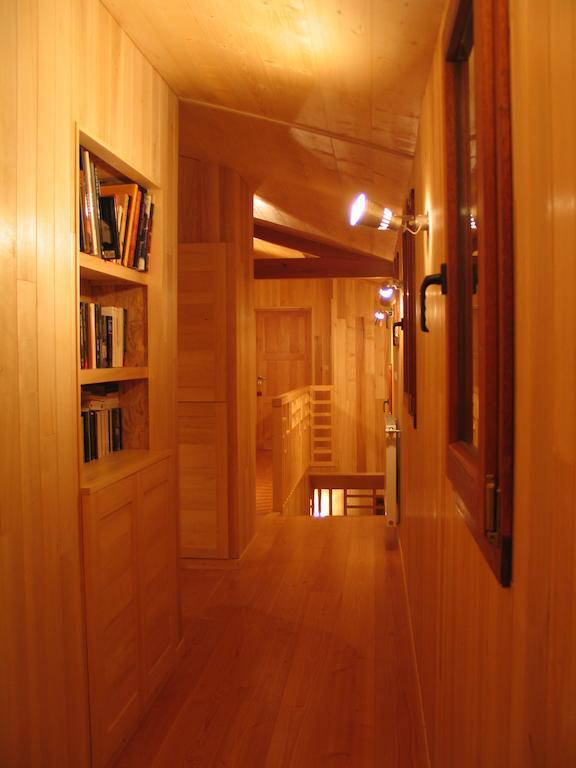 Maison Rouge Plan d'Aups Buitenkant foto